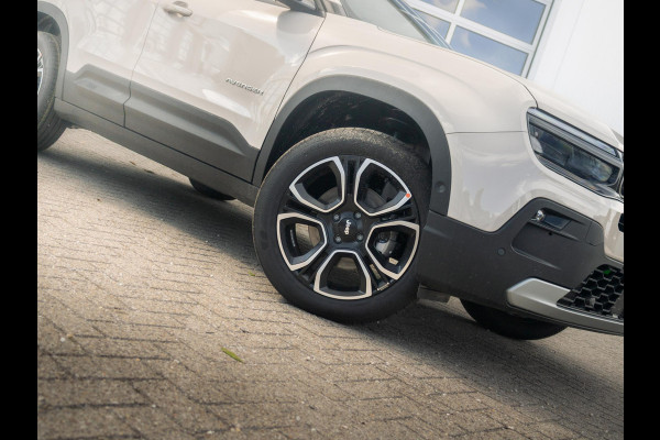 Jeep Avenger 1.2 e-Hybrid Summit | Winter Pack | Infotaiment & Convenience Pack