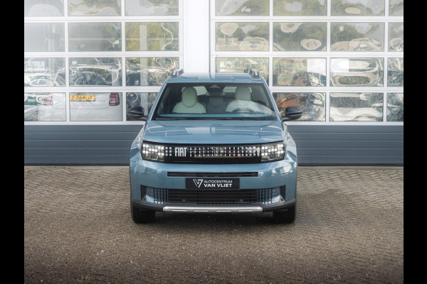 Fiat Grande Panda La Prima 7.4 kW 44 kWh | Uit voorraad leverbaar | Clima | Cruise | Camera | Apple Carplay | 17" | Navi | Winter Pack