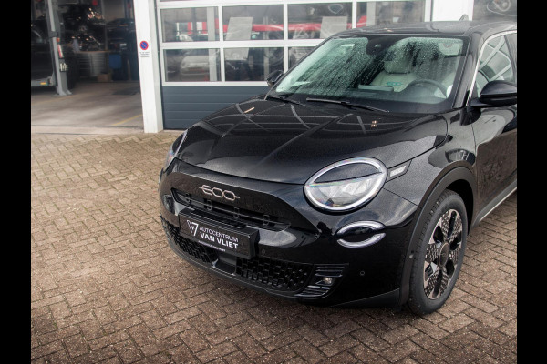 Fiat 600E La Prima 54 kWh | Carplay | Elek. Stoel | Stoelverwarming | Keyless | LED | Clima Fiat 600E La Prima 54 kWh | Carplay | Elek. Stoel | Stoelverwarming | Keyless | LED | Clima
