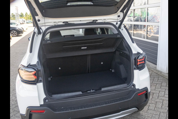 Jeep Avenger Summit 54 kWh | Uit voorraad leverbaar | 17%  Bijtelling | Schuif/Kanteldak | Leder&Winter Pack | Warmtepomp | Info&Convenience Pack | Full Operational Lease € 599,- Jeep Avenger Summit 54 kWh | Uit voorraad leverbaar | 17%  Bijtelling | Schuif/Kanteldak | Leder&Winter Pack | Warmtepomp | Info&Convenience Pack | Full Operational Lease € 599,-