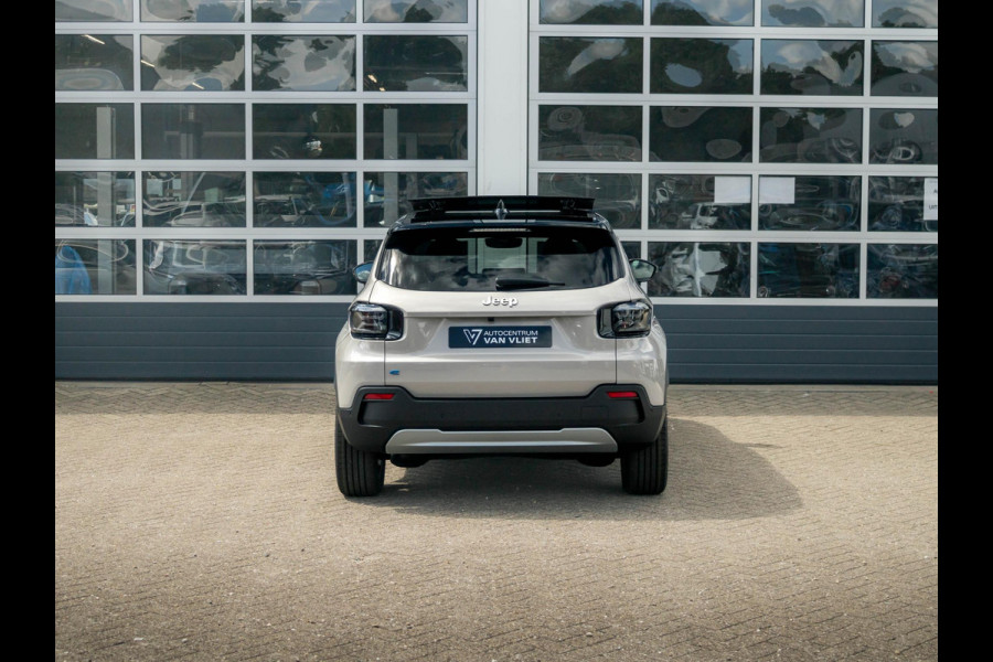 Jeep Avenger Summit 54 kWh | Uit voorraad leverbaar | 17%  Bijtelling | Schuif/Kanteldak | Winter Pack | Warmtepomp | Info&Convenience Pack | Full Operational Lease € 599,- Jeep Avenger Summit 54 kWh | Uit voorraad leverbaar | 17%  Bijtelling | Schuif/Kanteldak | Winter Pack | Warmtepomp | Info&Convenience Pack | Full Operational Lease € 599,-