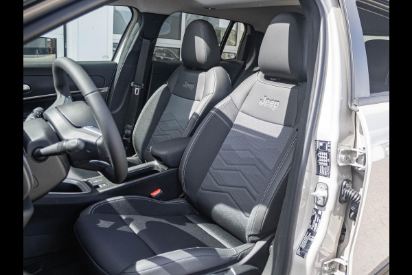 Jeep Avenger Summit 54 kWh | Uit voorraad leverbaar | 17%  Bijtelling | Schuif/Kanteldak | Winter Pack | Warmtepomp | Info&Convenience Pack | Full Operational Lease € 599,- Jeep Avenger Summit 54 kWh | Uit voorraad leverbaar | 17%  Bijtelling | Schuif/Kanteldak | Winter Pack | Warmtepomp | Info&Convenience Pack | Full Operational Lease € 599,-