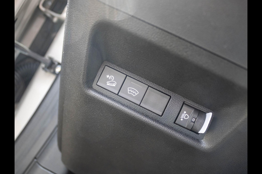 Jeep Avenger Summit 54 kWh | Uit voorraad leverbaar | 17%  Bijtelling | Schuif/Kanteldak | Winter Pack | Warmtepomp | Info&Convenience Pack | Full Operational Lease € 599,- Jeep Avenger Summit 54 kWh | Uit voorraad leverbaar | 17%  Bijtelling | Schuif/Kanteldak | Winter Pack | Warmtepomp | Info&Convenience Pack | Full Operational Lease € 599,-