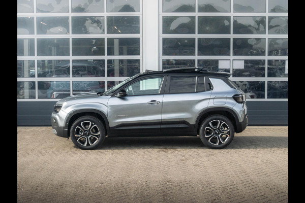 Jeep Avenger 1.2 e-Hybrid Summit | Winter Pack | Schuif/Kanteldak | Infotaiment&Convenience Pack | Bicolore Jeep Avenger 1.2 e-Hybrid Summit | Winter Pack | Schuif/Kanteldak | Infotaiment&Convenience Pack | Bicolore