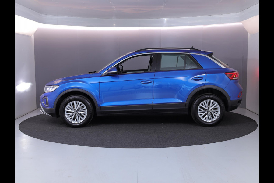 Volkswagen T-Roc 1.0 TSI Life Business 110pk 6bak| Navi| LM-velgen| verwarmd stuur| Parksensors Volkswagen T-Roc 1.0 TSI Life Business 110pk 6bak| Navi| LM-velgen| verwarmd stuur| Parksensors