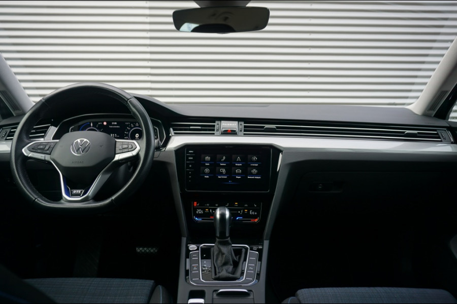 Volkswagen Passat Variant 218PK PHEV GTE ADAPTIVE | NAVI | MASSAGESTOEL | VIRT. COCKPIT!