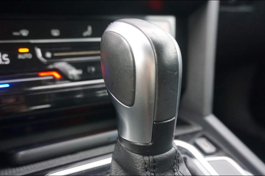 Volkswagen Passat Variant 218PK PHEV GTE ADAPTIVE | NAVI | MASSAGESTOEL | VIRT. COCKPIT!