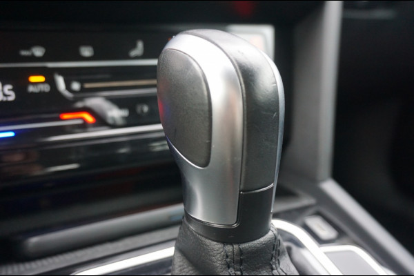 Volkswagen Passat Variant 218PK PHEV GTE ADAPTIVE | NAVI | MASSAGESTOEL | VIRT. COCKPIT!