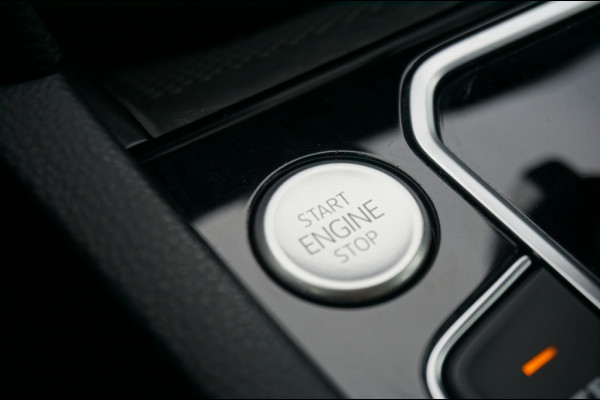 Volkswagen Passat Variant 218PK PHEV GTE ADAPTIVE | NAVI | MASSAGESTOEL | VIRT. COCKPIT!