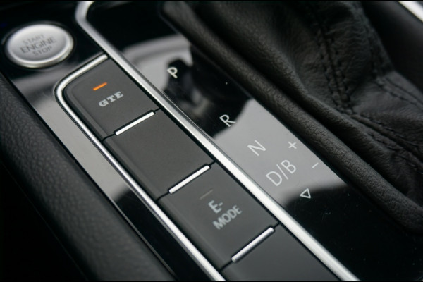 Volkswagen Passat Variant 218PK PHEV GTE ADAPTIVE | NAVI | MASSAGESTOEL | VIRT. COCKPIT!