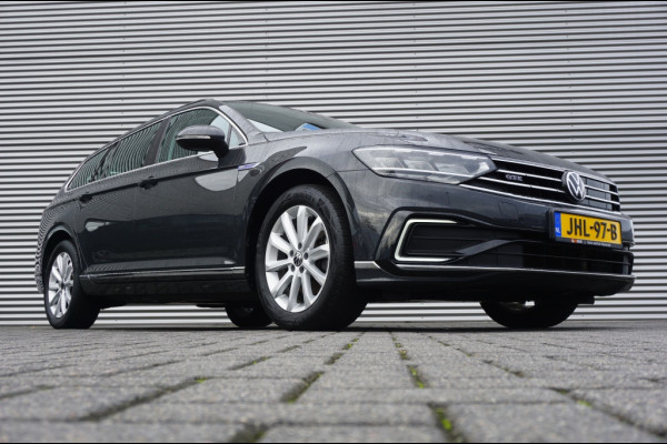 Volkswagen Passat Variant 218PK PHEV GTE ADAPTIVE | NAVI | MASSAGESTOEL | VIRT. COCKPIT!