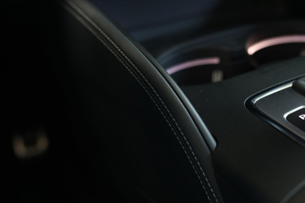 Audi RS3 Limousine 2.5 TFSI Quattro *Pano*RS-Stoelen*B&O*Camera*Keyless* Audi RS3 Limousine 2.5 TFSI Quattro *Pano*RS-Stoelen*B&O*Camera*Keyless*