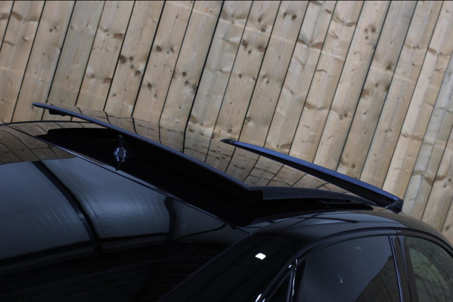 Audi RS3 Limousine 2.5 TFSI Quattro *Pano*RS-Stoelen*B&O*Camera*Keyless* Audi RS3 Limousine 2.5 TFSI Quattro *Pano*RS-Stoelen*B&O*Camera*Keyless*