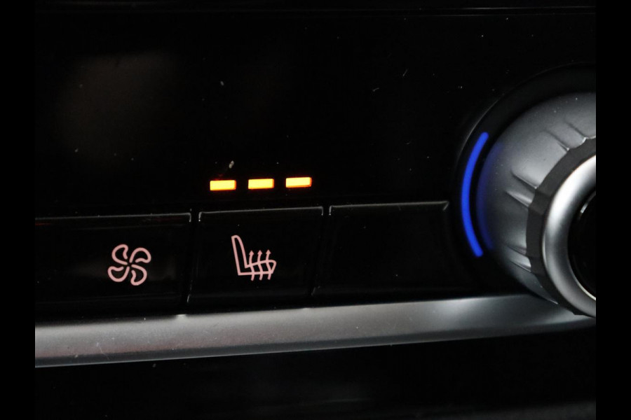 BMW 5 Serie 530e High Executive| Head-Up | Leder | Stoelverwarming | Camera | Carplay | Live Cockpit | Naviagtie | Park Assist | Full LED