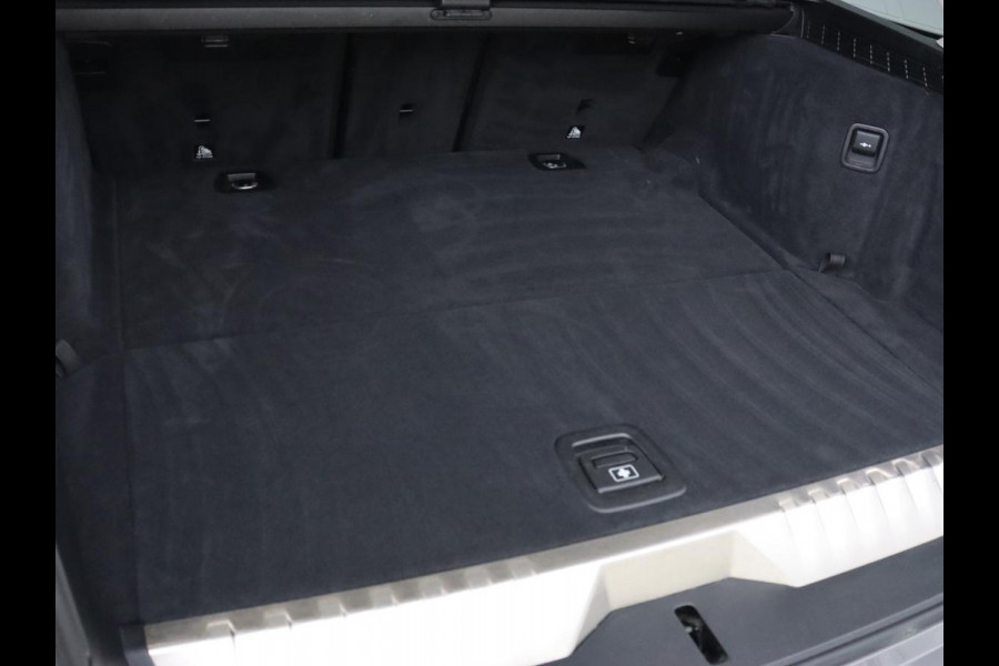 BMW 5 Serie 530e High Executive| Head-Up | Leder | Stoelverwarming | Camera | Carplay | Live Cockpit | Naviagtie | Park Assist | Full LED