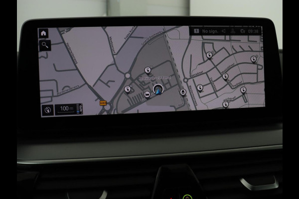 BMW 5 Serie 530e High Executive| Head-Up | Leder | Stoelverwarming | Camera | Carplay | Live Cockpit | Naviagtie | Park Assist | Full LED