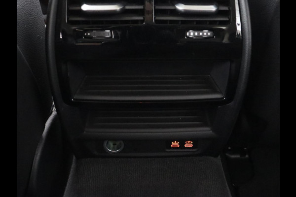 BMW 5 Serie 530e High Executive| Head-Up | Leder | Stoelverwarming | Camera | Carplay | Live Cockpit | Naviagtie | Park Assist | Full LED