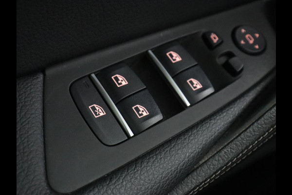 BMW 5 Serie 530e High Executive| Head-Up | Leder | Stoelverwarming | Camera | Carplay | Live Cockpit | Naviagtie | Park Assist | Full LED