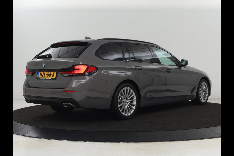 BMW 5 Serie 530e High Executive| Head-Up | Leder | Stoelverwarming | Camera | Carplay | Live Cockpit | Naviagtie | Park Assist | Full LED