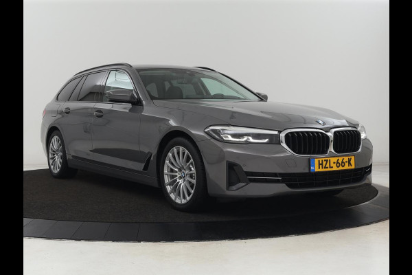 BMW 5 Serie 530e High Executive| Head-Up | Leder | Stoelverwarming | Camera | Carplay | Live Cockpit | Naviagtie | Park Assist | Full LED