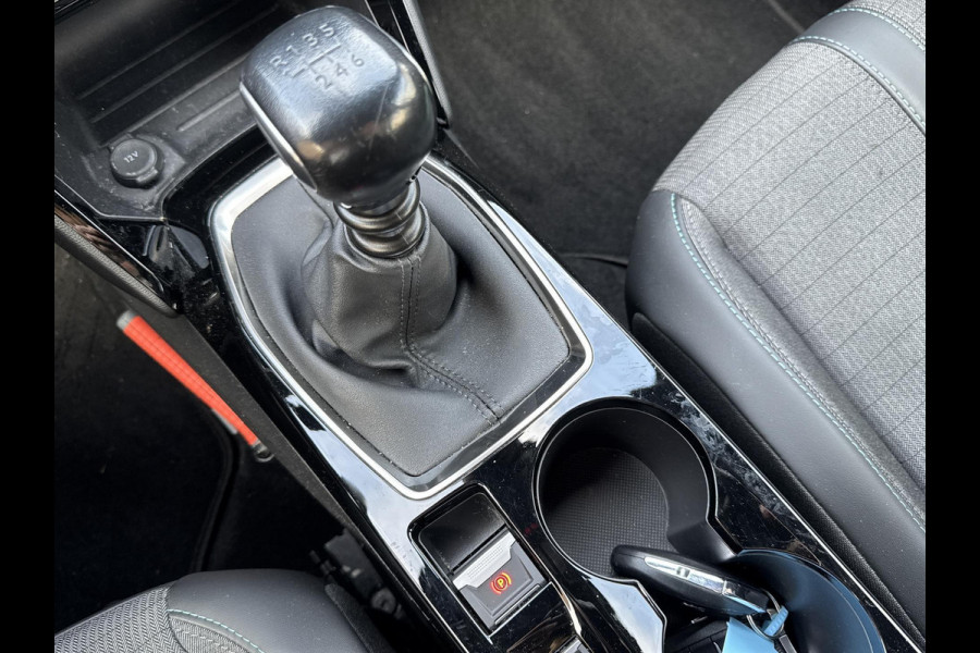 Peugeot 2008 1.2 PureTech Allure Pack