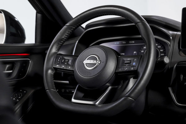 Nissan QASHQAI 1.3 MHEV Xtronic Tekna 158 PK - Automaat | Pano | Winterpakket | Elek. Stoel | Dig. Cockpit | Adapt. Cruise | Head-Up | 360 Camera | NAV + App. Connect | ECC | Elek Klep | LM 19" | 3206
