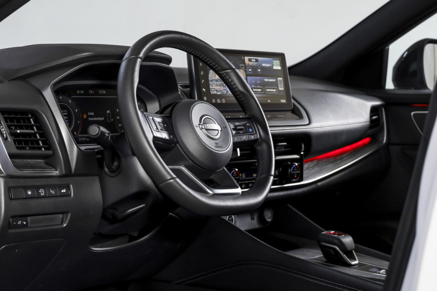 Nissan QASHQAI 1.3 MHEV Xtronic Tekna 158 PK - Automaat | Pano | Winterpakket | Elek. Stoel | Dig. Cockpit | Adapt. Cruise | Head-Up | 360 Camera | NAV + App. Connect | ECC | Elek Klep | LM 19" | 3206