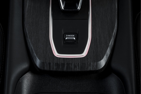 Nissan QASHQAI 1.3 MHEV Xtronic Tekna 158 PK - Automaat | Pano | Winterpakket | Elek. Stoel | Dig. Cockpit | Adapt. Cruise | Head-Up | 360 Camera | NAV + App. Connect | ECC | Elek Klep | LM 19" | 3206