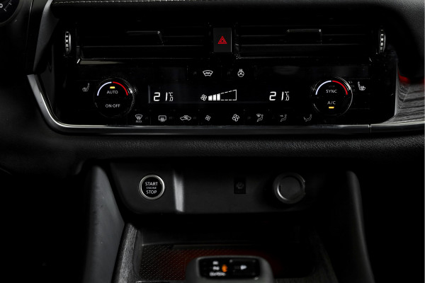 Nissan QASHQAI 1.3 MHEV Xtronic Tekna 158 PK - Automaat | Pano | Winterpakket | Elek. Stoel | Dig. Cockpit | Adapt. Cruise | Head-Up | 360 Camera | NAV + App. Connect | ECC | Elek Klep | LM 19" | 3206