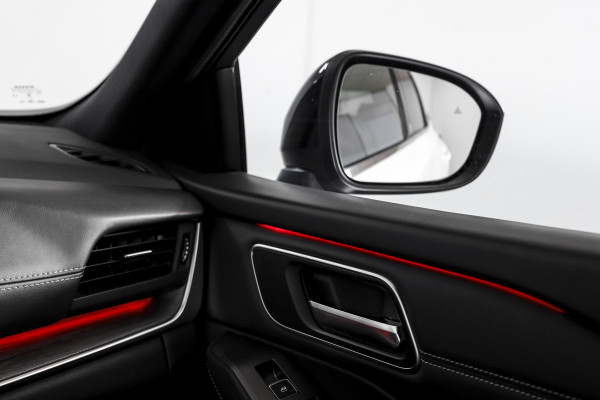 Nissan QASHQAI 1.3 MHEV Xtronic Tekna 158 PK - Automaat | Pano | Winterpakket | Elek. Stoel | Dig. Cockpit | Adapt. Cruise | Head-Up | 360 Camera | NAV + App. Connect | ECC | Elek Klep | LM 19" | 3206