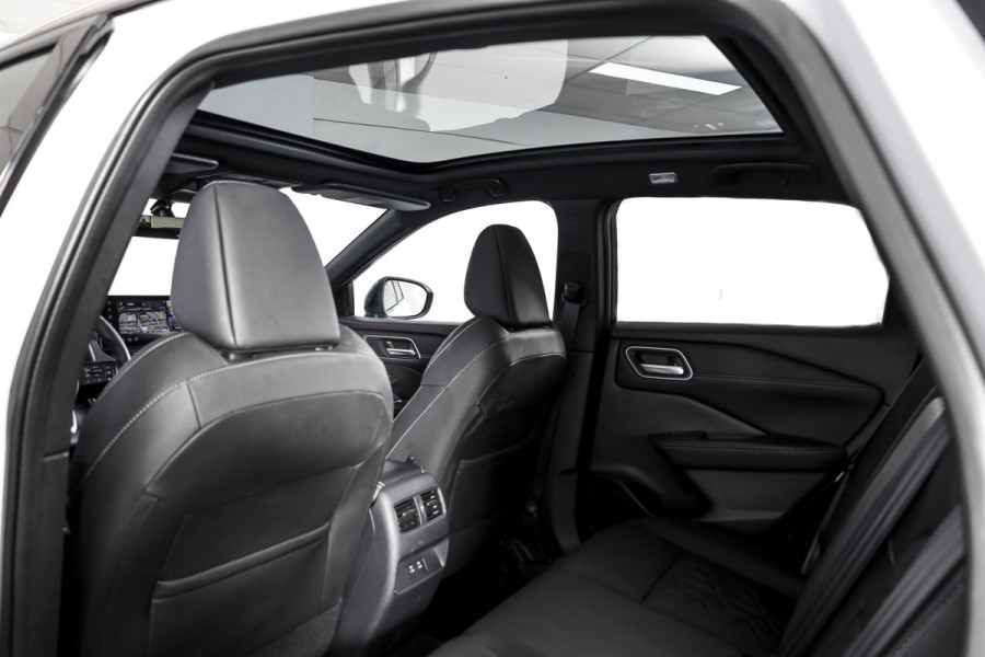 Nissan QASHQAI 1.3 MHEV Xtronic Tekna 158 PK - Automaat | Pano | Winterpakket | Elek. Stoel | Dig. Cockpit | Adapt. Cruise | Head-Up | 360 Camera | NAV + App. Connect | ECC | Elek Klep | LM 19" | 3206