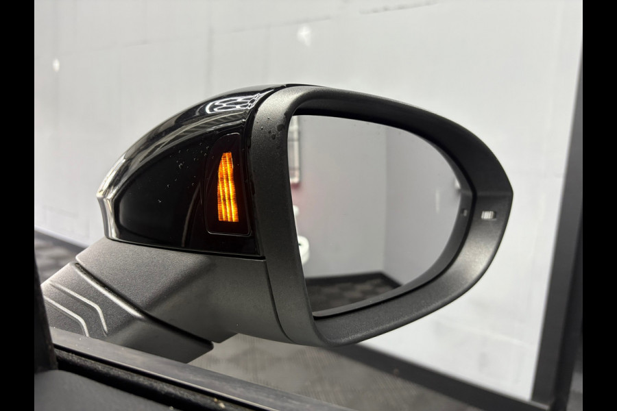 Volkswagen Golf 8 2.0 TSI R 4Motion