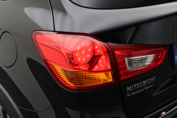 Mitsubishi ASX 1.6 Cleartec Instyle Panoramadak, Leer, Xenon, Trekhaak, Navigatie, Keyless, 18" Mitsubishi ASX 1.6 Cleartec Instyle Panoramadak, Leer, Xenon, Trekhaak, Navigatie, Keyless, 18"