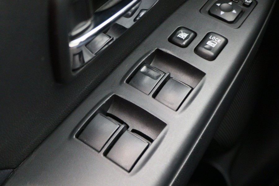 Mitsubishi ASX 1.6 Cleartec Instyle Panoramadak, Leer, Xenon, Trekhaak, Navigatie, Keyless, 18" Mitsubishi ASX 1.6 Cleartec Instyle Panoramadak, Leer, Xenon, Trekhaak, Navigatie, Keyless, 18"