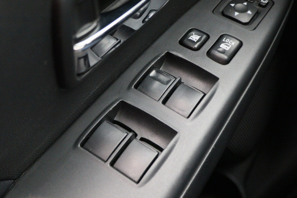 Mitsubishi ASX 1.6 Cleartec Instyle Panoramadak, Leer, Xenon, Trekhaak, Navigatie, Keyless, 18" Mitsubishi ASX 1.6 Cleartec Instyle Panoramadak, Leer, Xenon, Trekhaak, Navigatie, Keyless, 18"