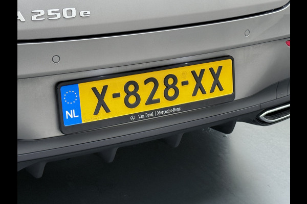 Mercedes-Benz CLA-Klasse CLA 250 e Coupé AMG Line Night | Pano Multibeam Sound Night Mercedes-Benz CLA-Klasse CLA 250 e Coupé AMG Line Night | Pano Multibeam Sound Night