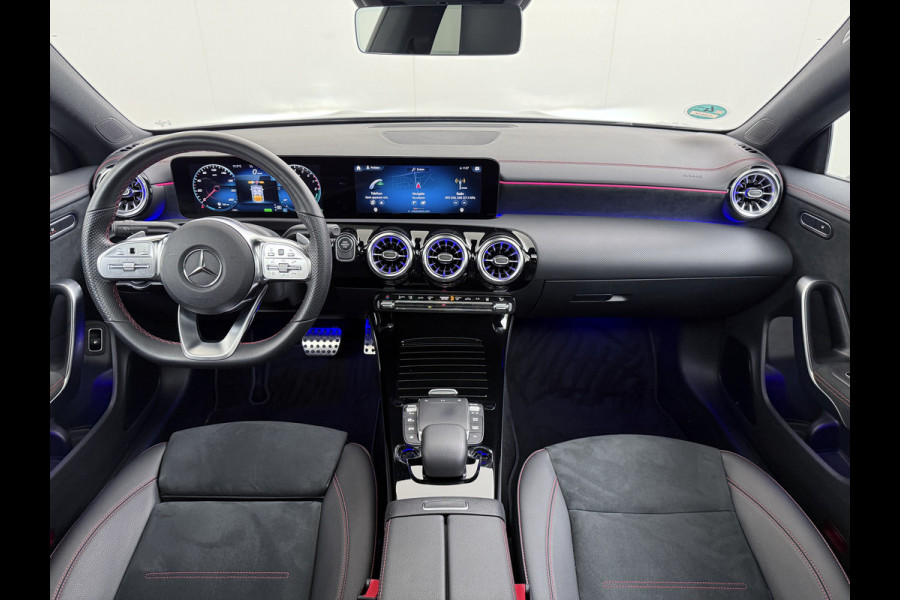 Mercedes-Benz CLA-Klasse CLA 250 e Coupé AMG Line Night | Pano Multibeam Sound Night Mercedes-Benz CLA-Klasse CLA 250 e Coupé AMG Line Night | Pano Multibeam Sound Night