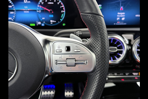 Mercedes-Benz CLA-Klasse CLA 250 e Coupé AMG Line Night | Pano Multibeam Sound Night Mercedes-Benz CLA-Klasse CLA 250 e Coupé AMG Line Night | Pano Multibeam Sound Night