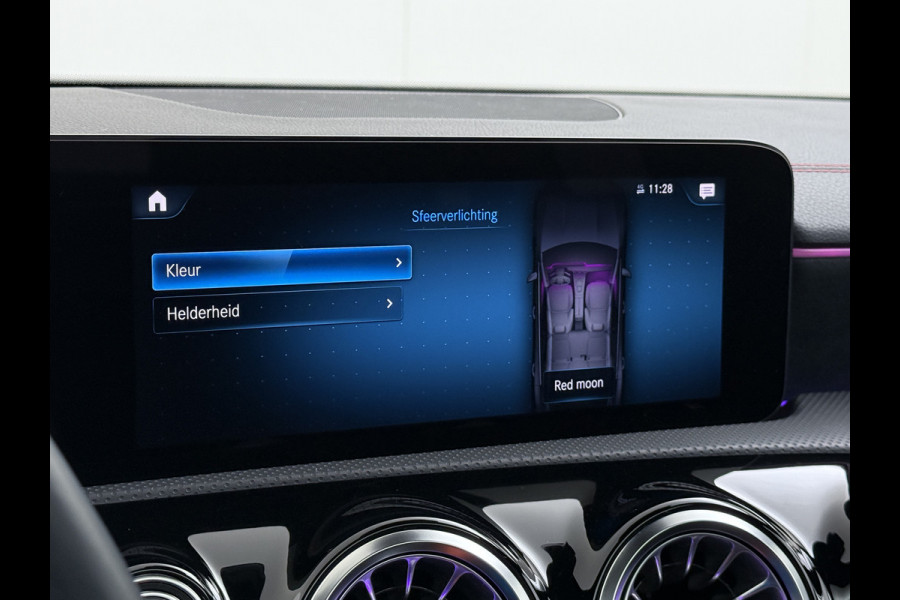 Mercedes-Benz CLA-Klasse CLA 250 e Coupé AMG Line Night | Pano Multibeam Sound Night Mercedes-Benz CLA-Klasse CLA 250 e Coupé AMG Line Night | Pano Multibeam Sound Night