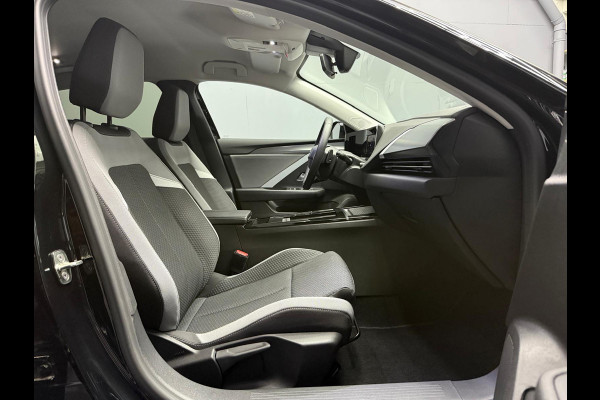 Opel Astra 1.2 Business Edition Opel Astra 1.2 Business Edition