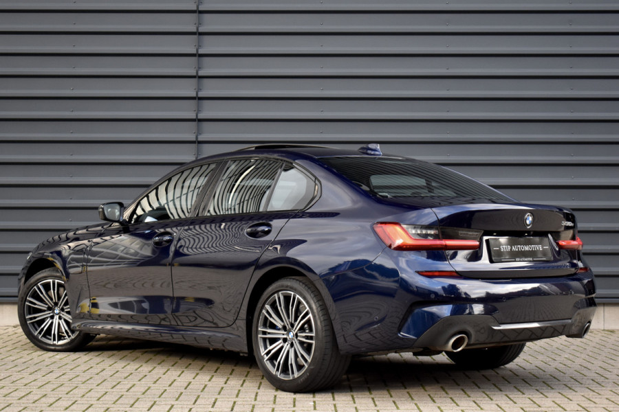 BMW 3 Serie 330e M Sport Individual | Schuif/Kanteldak | ACC | Laser Light | Memory | Harman/Kardon | Camera | BMW 3 Serie 330e M Sport Individual | Schuif/Kanteldak | ACC | Laser Light | Memory | Harman/Kardon | Camera |
