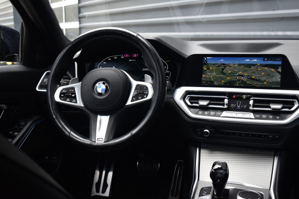 BMW 3 Serie 330e M Sport Individual | Schuif/Kanteldak | ACC | Laser Light | Memory | Harman/Kardon | Camera | BMW 3 Serie 330e M Sport Individual | Schuif/Kanteldak | ACC | Laser Light | Memory | Harman/Kardon | Camera |