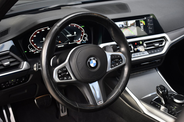 BMW 3 Serie 330e M Sport Individual | Schuif/Kanteldak | ACC | Laser Light | Memory | Harman/Kardon | Camera | BMW 3 Serie 330e M Sport Individual | Schuif/Kanteldak | ACC | Laser Light | Memory | Harman/Kardon | Camera |