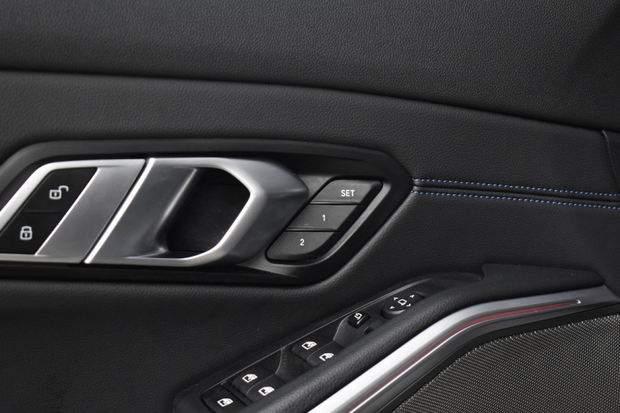 BMW 3 Serie 330e M Sport Individual | Schuif/Kanteldak | ACC | Laser Light | Memory | Harman/Kardon | Camera | BMW 3 Serie 330e M Sport Individual | Schuif/Kanteldak | ACC | Laser Light | Memory | Harman/Kardon | Camera |