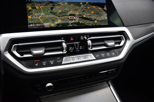 BMW 3 Serie 330e M Sport Individual | Schuif/Kanteldak | ACC | Laser Light | Memory | Harman/Kardon | Camera | BMW 3 Serie 330e M Sport Individual | Schuif/Kanteldak | ACC | Laser Light | Memory | Harman/Kardon | Camera |