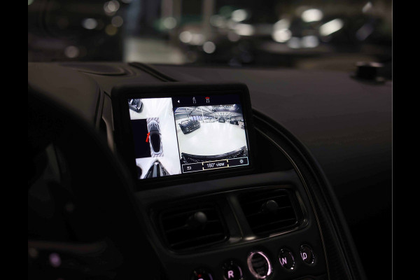 Aston Martin DBS 5.2 V12 Superleggera | B&O BeoSound - Xenon Grey Aston Martin DBS 5.2 V12 Superleggera | B&O BeoSound - Xenon Grey