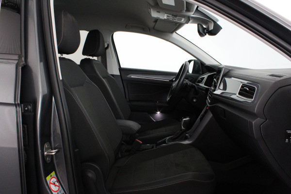 Volkswagen T-Roc 1.5 TSI Style 150pk Camera/Trekhaak/DSG/Stoelverwarming/Adapt.cruise Volkswagen T-Roc 1.5 TSI Style 150pk Camera/Trekhaak/DSG/Stoelverwarming/Adapt.cruise