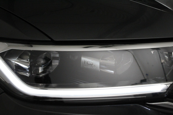 Volkswagen T-Roc 1.5 TSI Style 150pk Camera/Trekhaak/DSG/Stoelverwarming/Adapt.cruise Volkswagen T-Roc 1.5 TSI Style 150pk Camera/Trekhaak/DSG/Stoelverwarming/Adapt.cruise