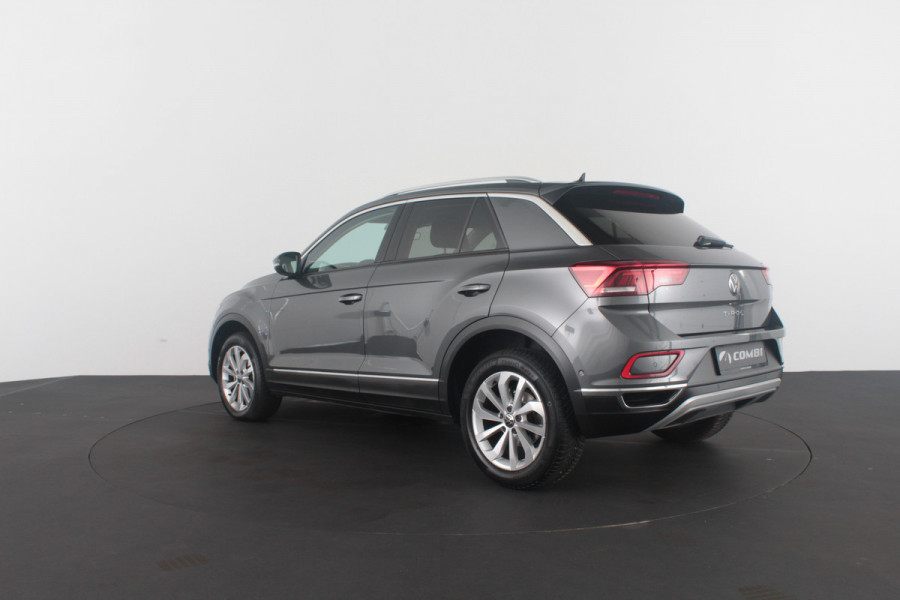 Volkswagen T-Roc 1.5 TSI Style 150pk Camera/Trekhaak/DSG/Stoelverwarming/Adapt.cruise Volkswagen T-Roc 1.5 TSI Style 150pk Camera/Trekhaak/DSG/Stoelverwarming/Adapt.cruise