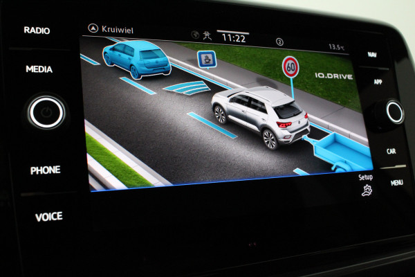 Volkswagen T-Roc 1.5 TSI Style 150pk Camera/Trekhaak/DSG/Stoelverwarming/Adapt.cruise Volkswagen T-Roc 1.5 TSI Style 150pk Camera/Trekhaak/DSG/Stoelverwarming/Adapt.cruise